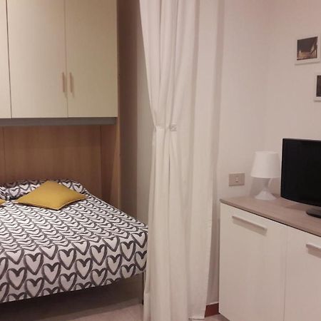 Bolognamania Apartments-Enjoy מראה חיצוני תמונה